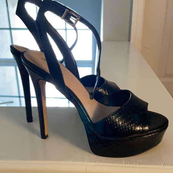 Aldo Shoes - Black Aldo sexy heels